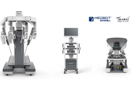 打破国外垄断 国产首款四臂腔镜手术机器人获批上市